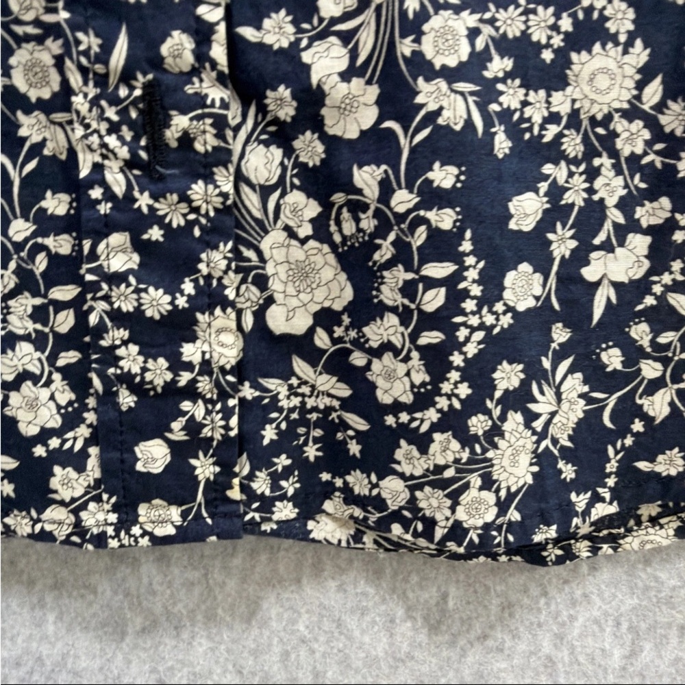J. Crew Liberty Fabrics Navy and White Floral Women’s Longsleeve Button Up Shirt - Picture 7 of 10